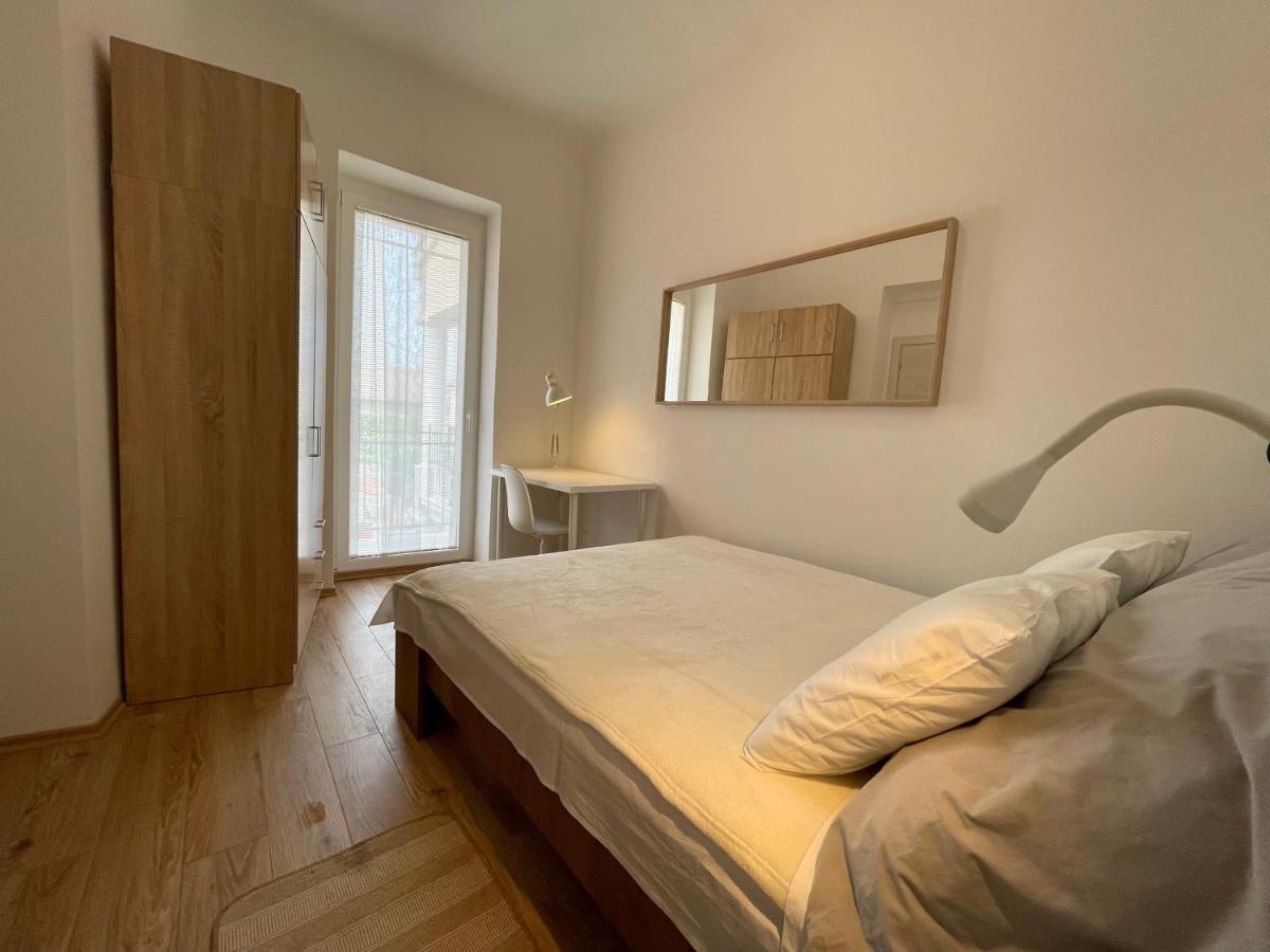 Modern Apartment In The Old Part Of Town Риека Экстерьер фото